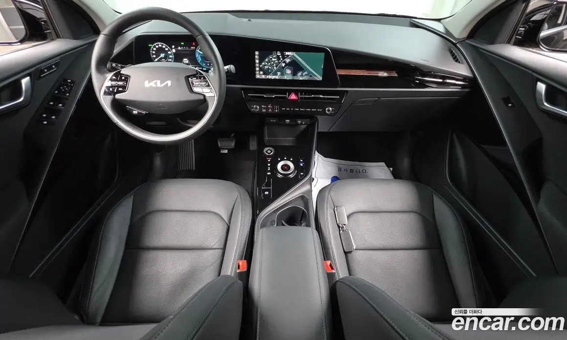 Kia Niro 2023 0.2 автомат (гидро), фото 9