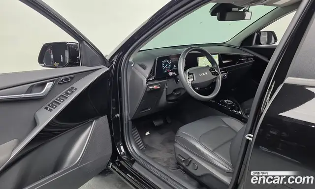 Kia Niro 2023 0.2 автомат (гидро), миниатюра 12