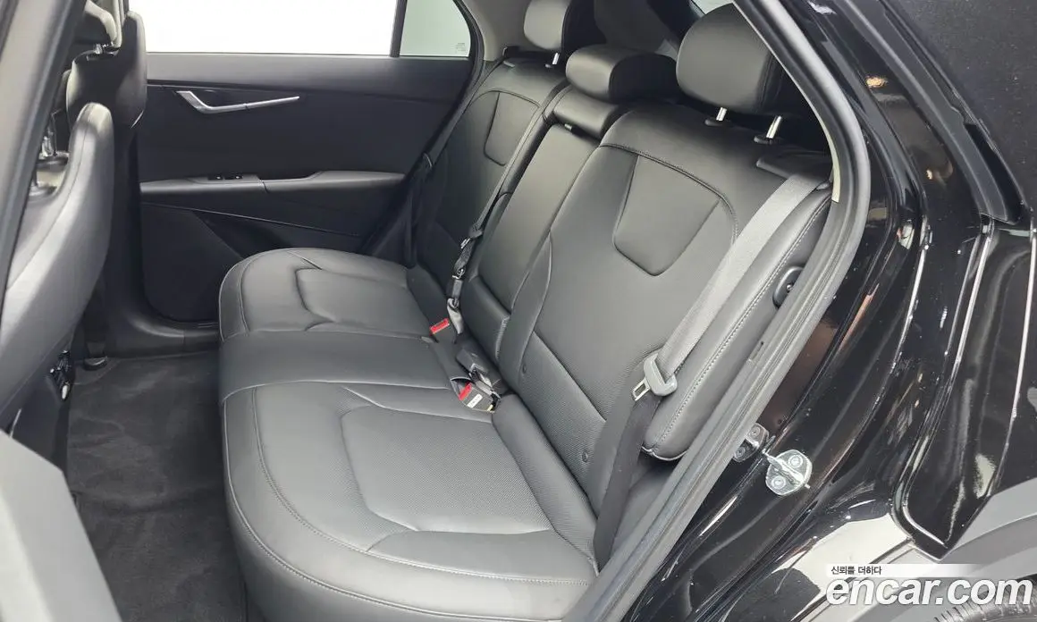 Kia Niro 2023 0.2 автомат (гидро), фото 15