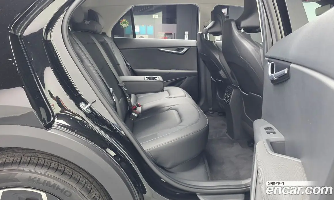 Kia Niro 2023 0.2 автомат (гидро), фото 17