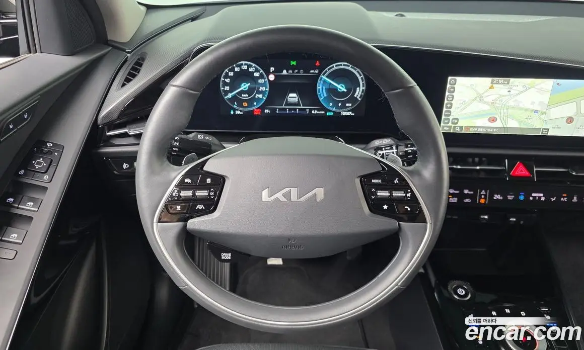 Kia Niro 2023 0.2 автомат (гидро), фото 18
