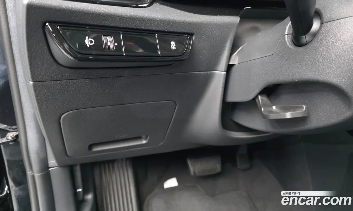 Kia Niro 2023 0.2 автомат (гидро), фото 27
