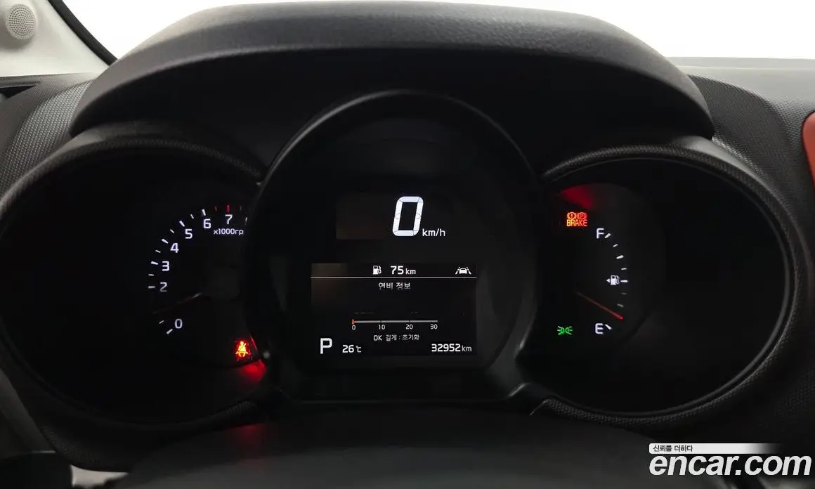 Kia Ray 2020 1.0 автомат (гидро), фото 11