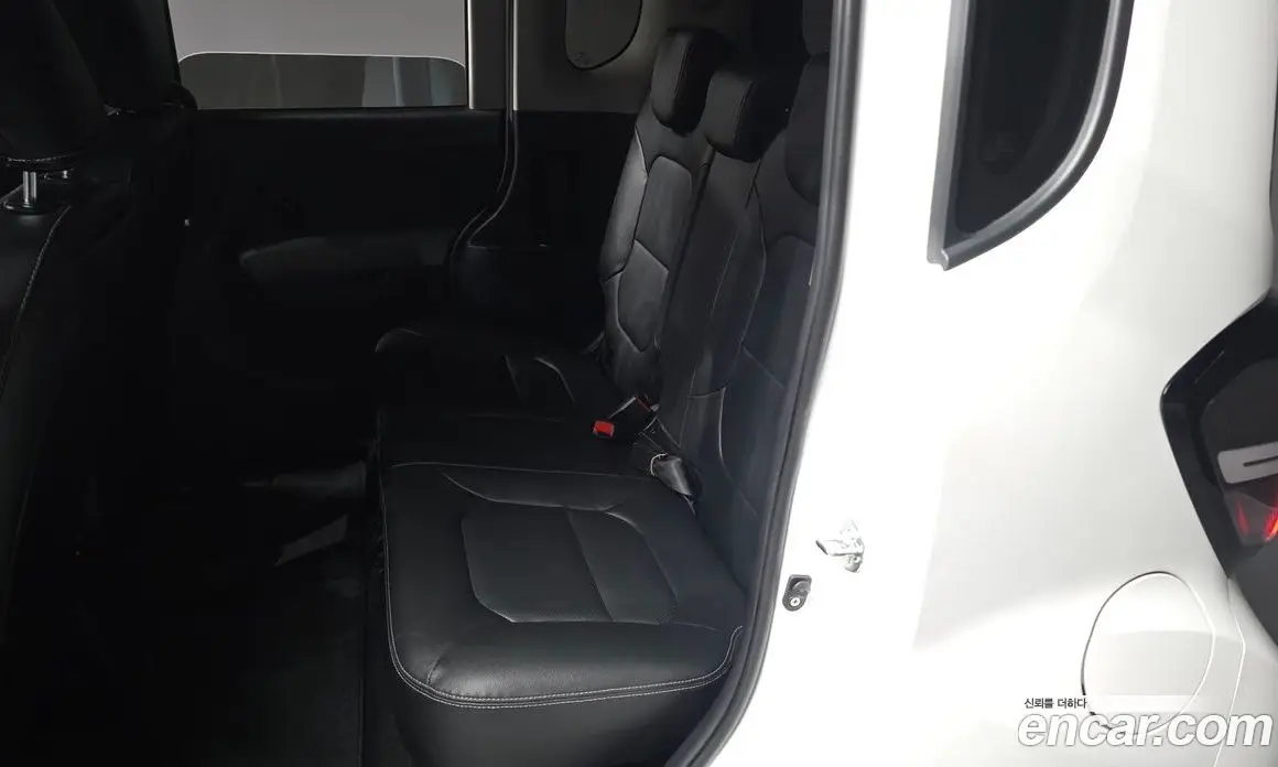 Kia Ray 2024 1.0 автомат (гидро), фото 16