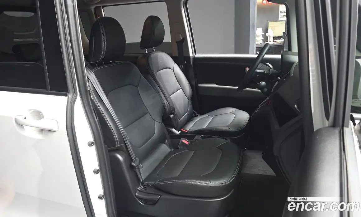 Kia Ray 2024 1.0 автомат (гидро), фото 17