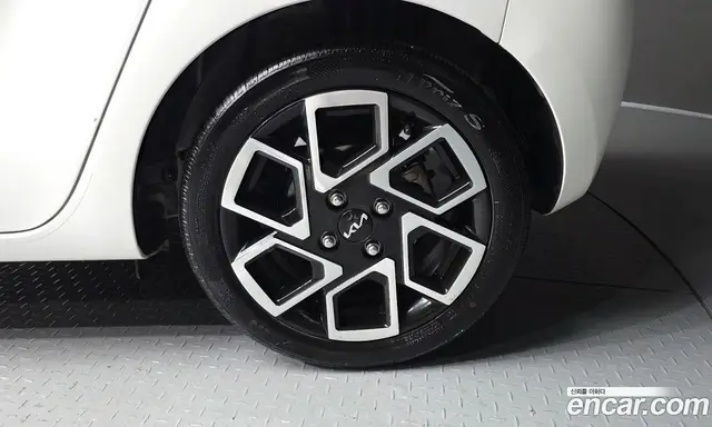 Kia Ray 2024 1.0 автомат (гидро), миниатюра 7