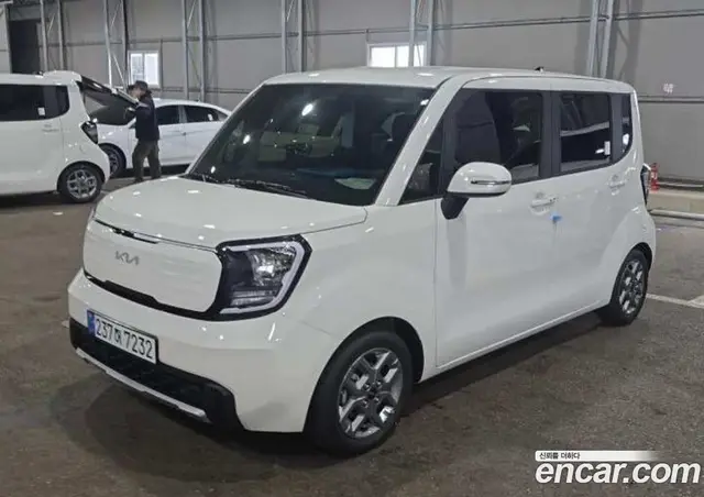 Kia Ray 2026 1.0 автомат (гидро), миниатюра 2