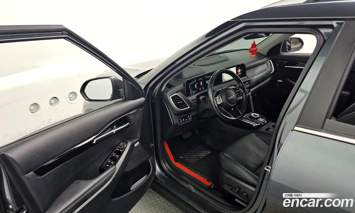 Kia Seltos 2023 1.6 автомат (гидро), фото 13