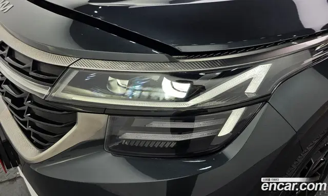 Kia Seltos 2023 1.6 автомат (гидро), миниатюра 8
