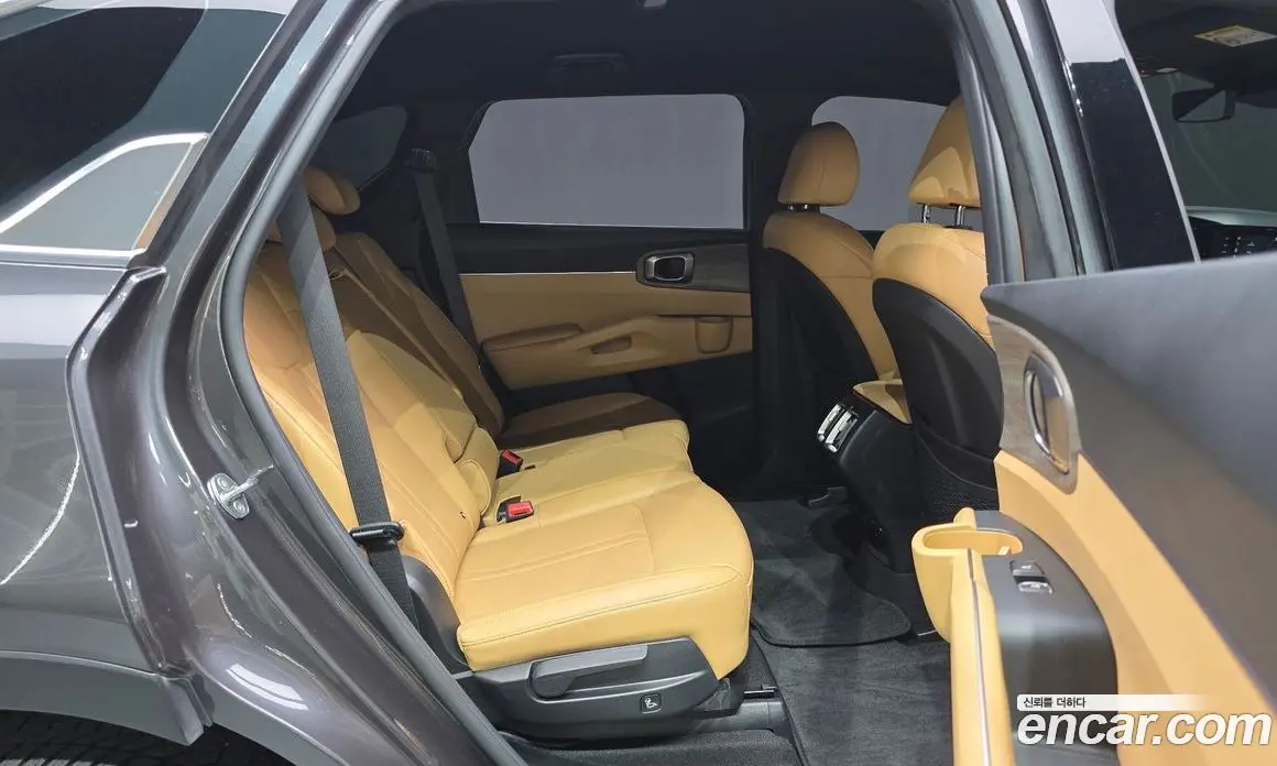 Kia Sorento 2023 1.6 автомат (гидро), фото 30