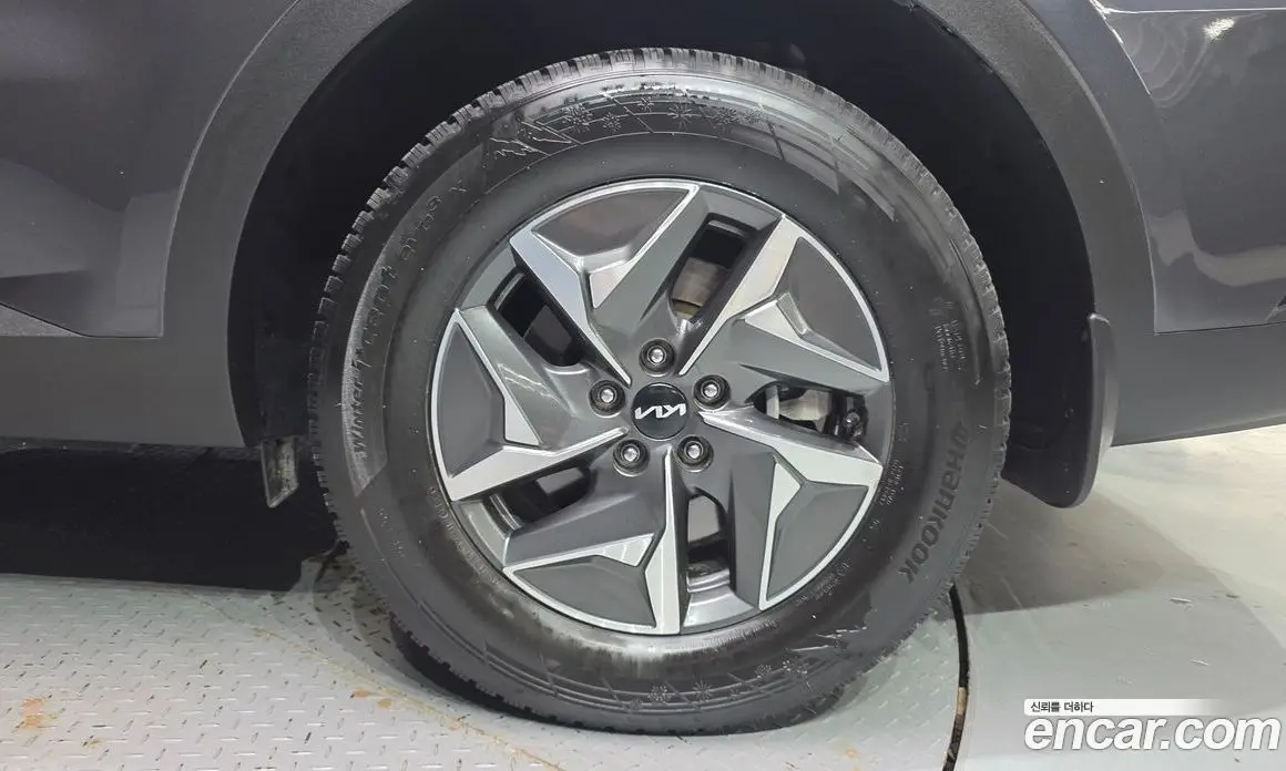 Kia Sorento 2023 1.6 автомат (гидро), фото 7