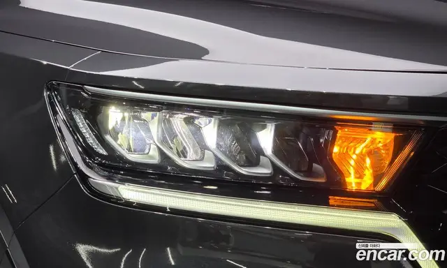 Kia Sorento 2023 1.6 автомат (гидро), миниатюра 8