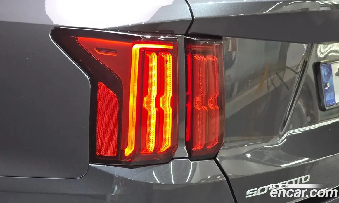 Kia Sorento 2023 1.6 автомат (гидро), фото 9