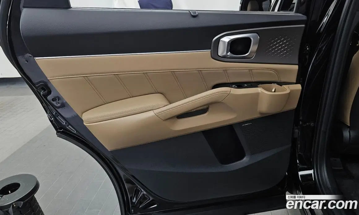 Kia Sorento 2023 2.5 автомат (гидро), фото 15