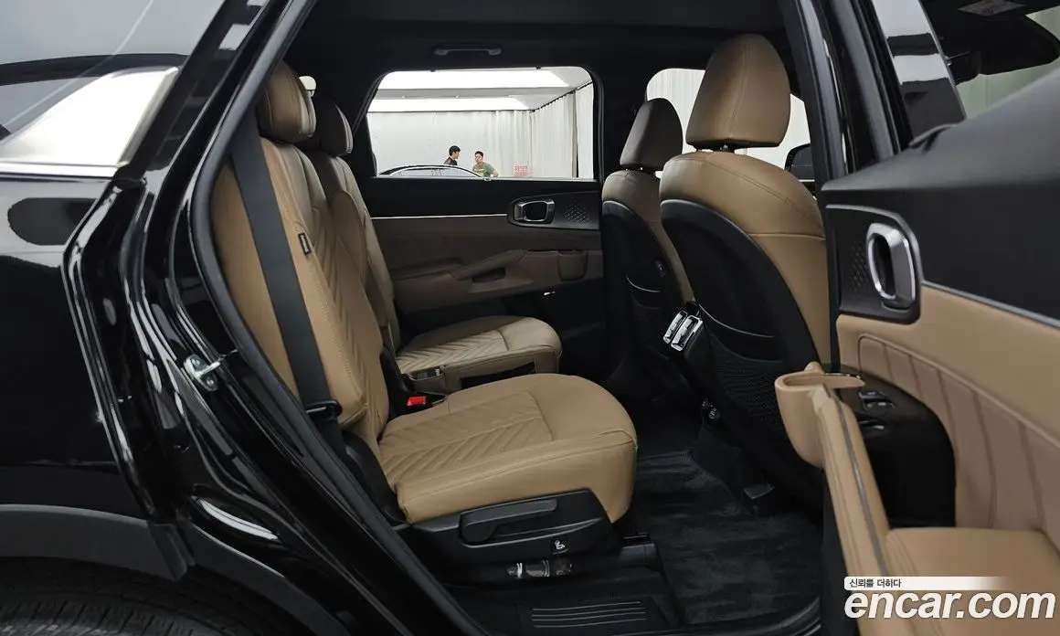 Kia Sorento 2023 2.5 автомат (гидро), фото 18