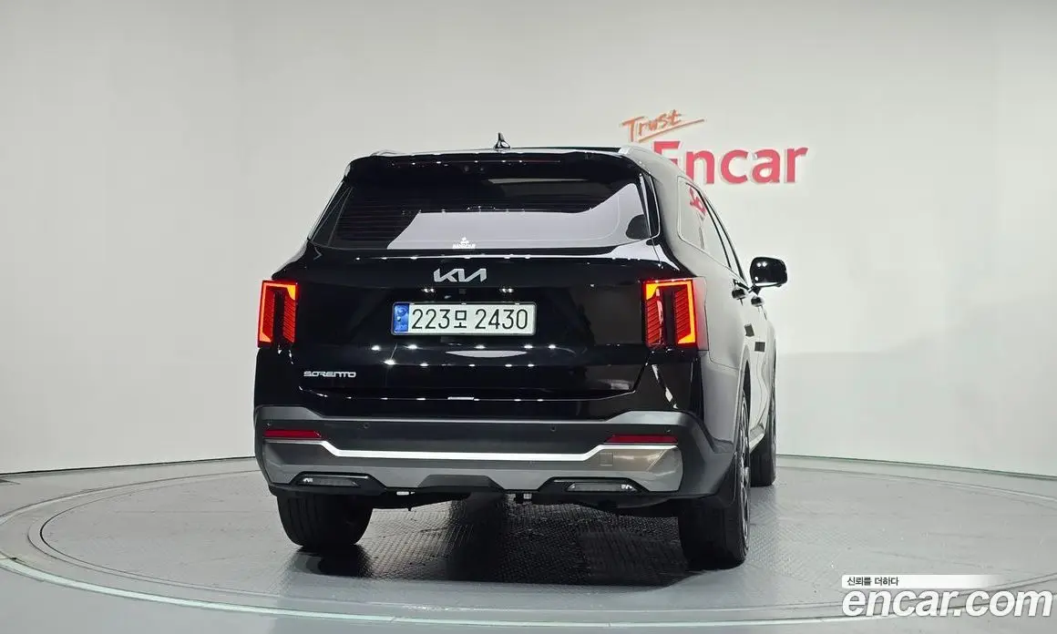 Kia Sorento 2023 2.5 автомат (гидро), фото 4