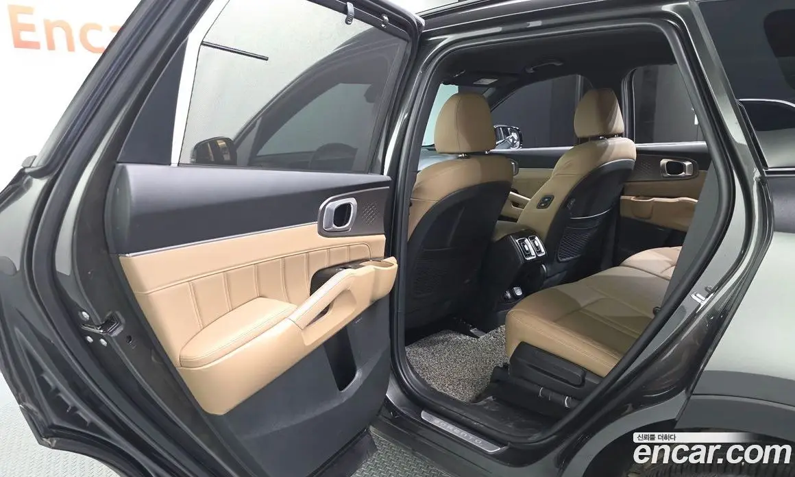 Kia Sorento 2024 1.6 автомат (гидро), фото 16