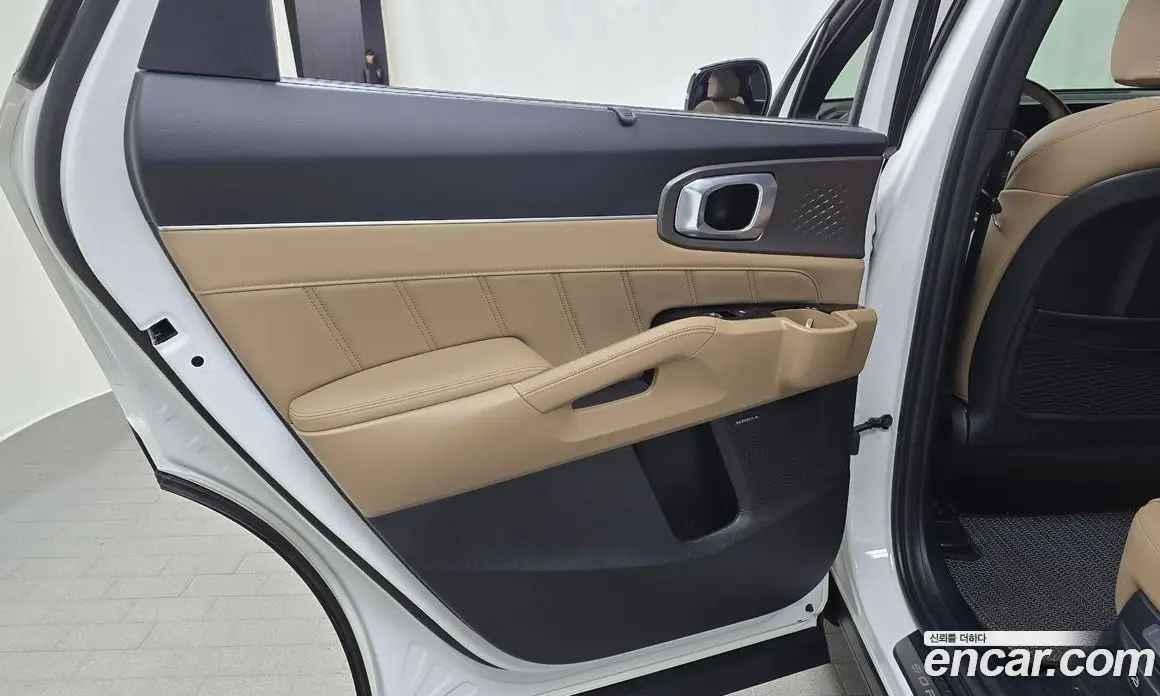 Kia Sorento 2024 1.6 автомат (гидро), фото 15