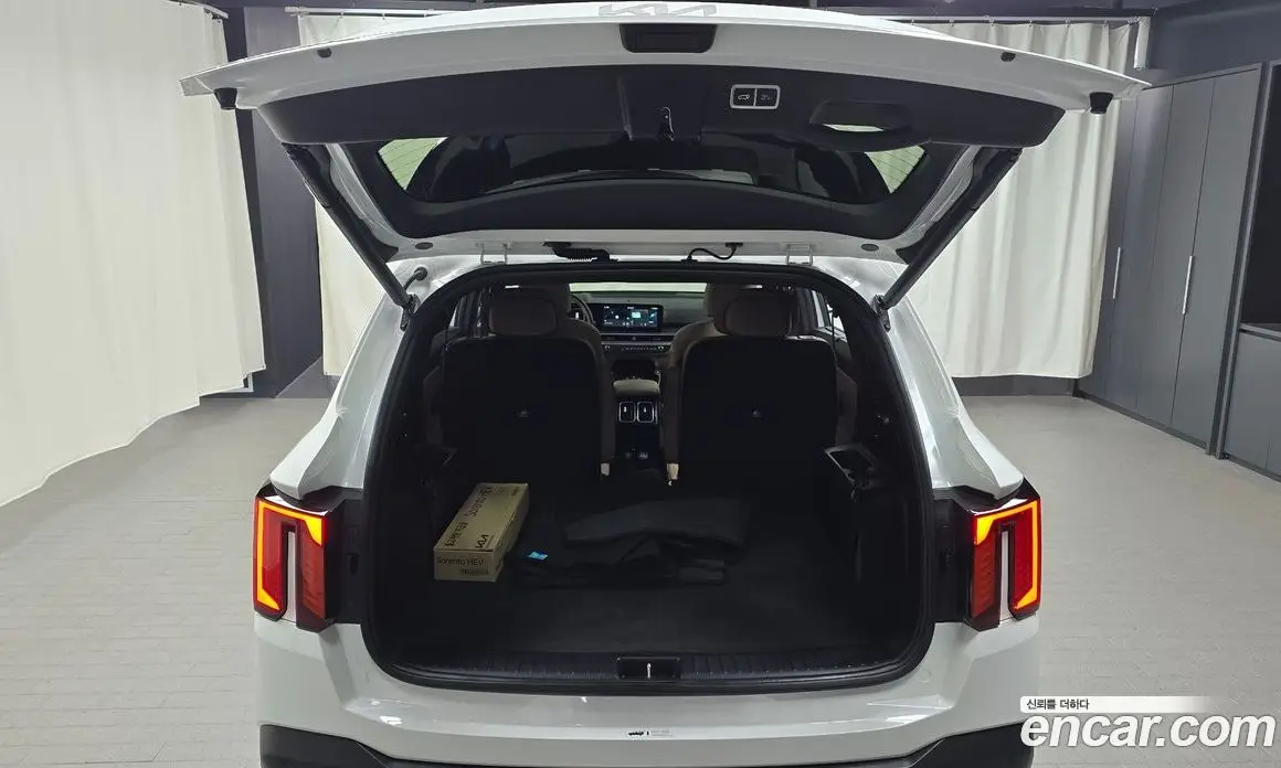 Kia Sorento 2024 1.6 автомат (гидро), фото 34