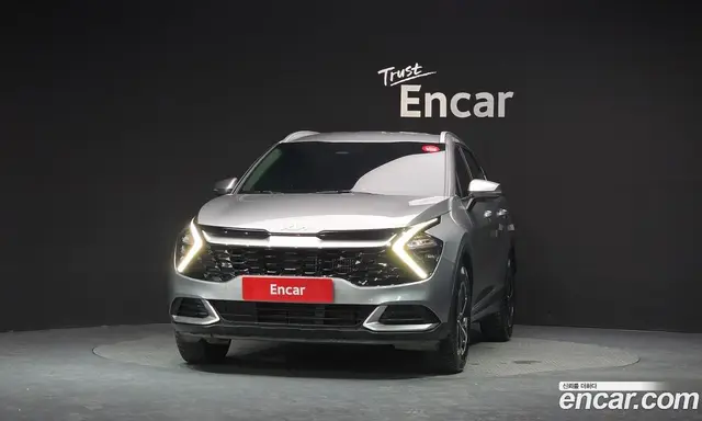 Kia Sportage 2023 1.6 автомат (гидро), миниатюра 3