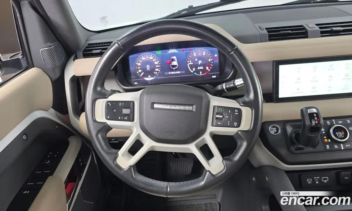 Land Rover Defender 2020 2.0 автомат (гидро), фото 13