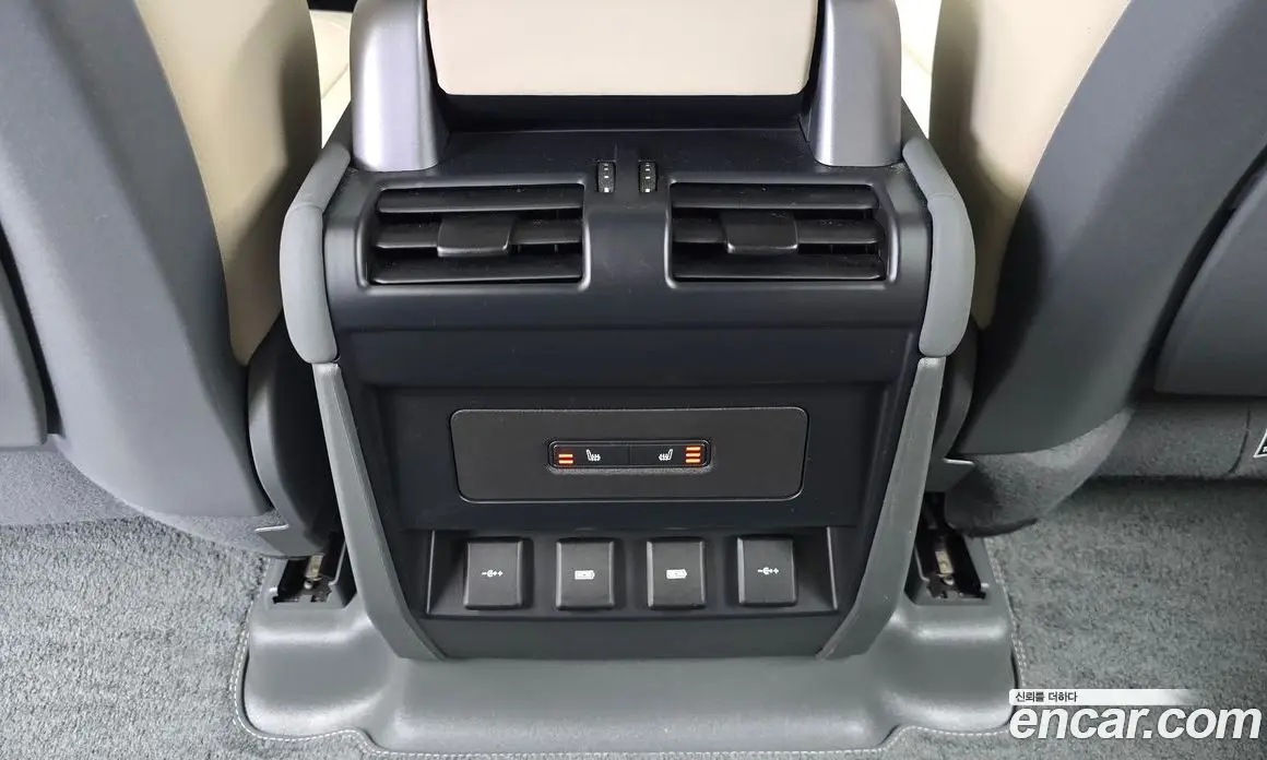 Land Rover Defender 2020 2.0 автомат (гидро), фото 19