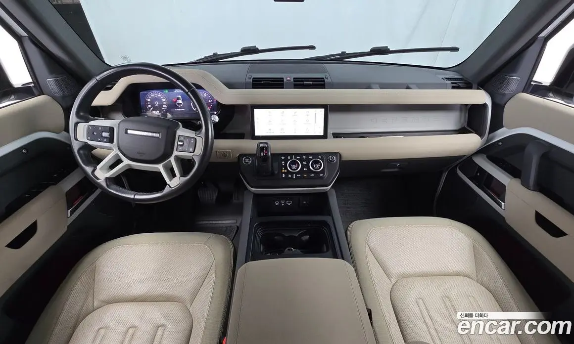 Land Rover Defender 2020 2.0 автомат (гидро), фото 7