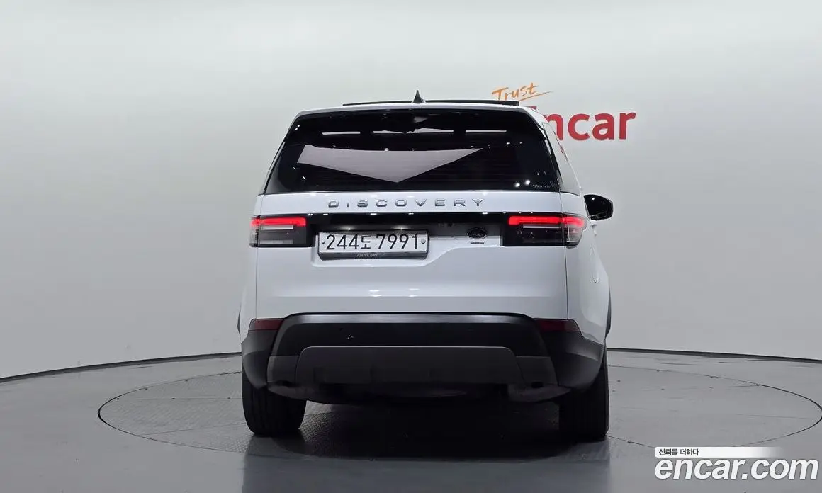 Land Rover Discovery 2019 3.0 автомат (гидро), фото 4 Land Rover Discovery 2019 3.0 автомат (гидро), фото 4