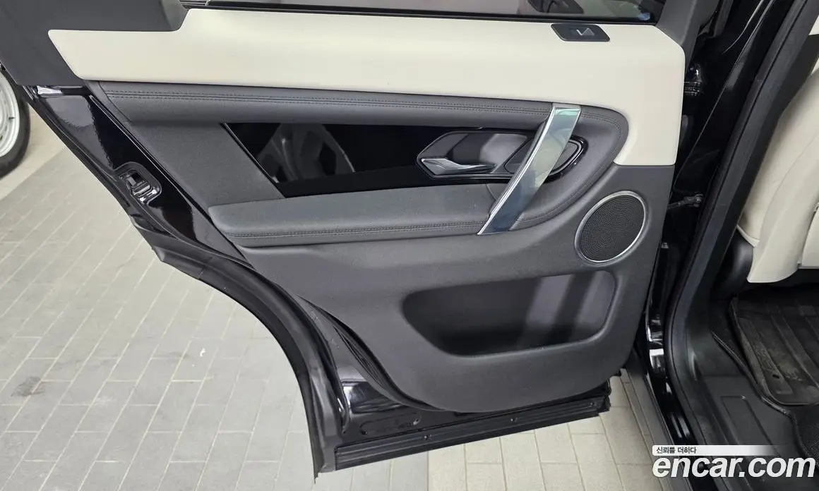 Land Rover Discovery Sport 2020 2.0 автомат (гидро), фото 15