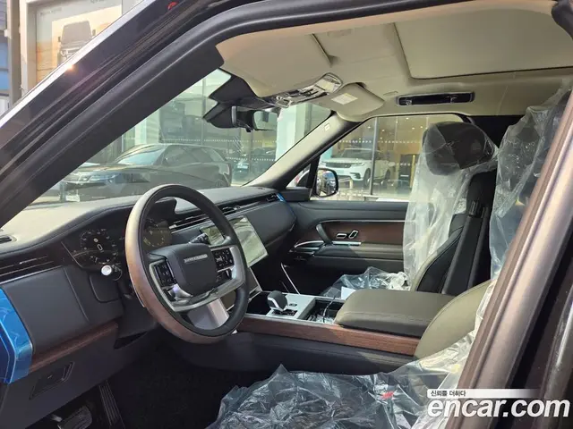 Land Rover Range Rover 2026 4.4 автомат (гидро), миниатюра 4
