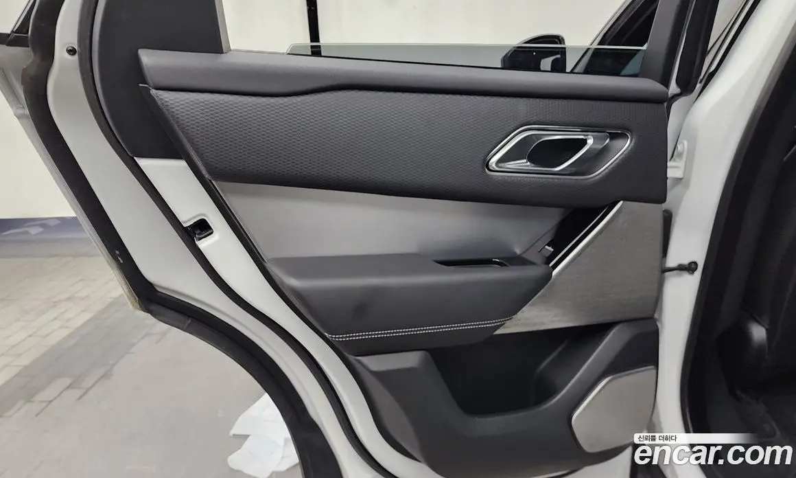 Land Rover Range Rover Velar 2018 3.0 автомат (гидро), фото 15