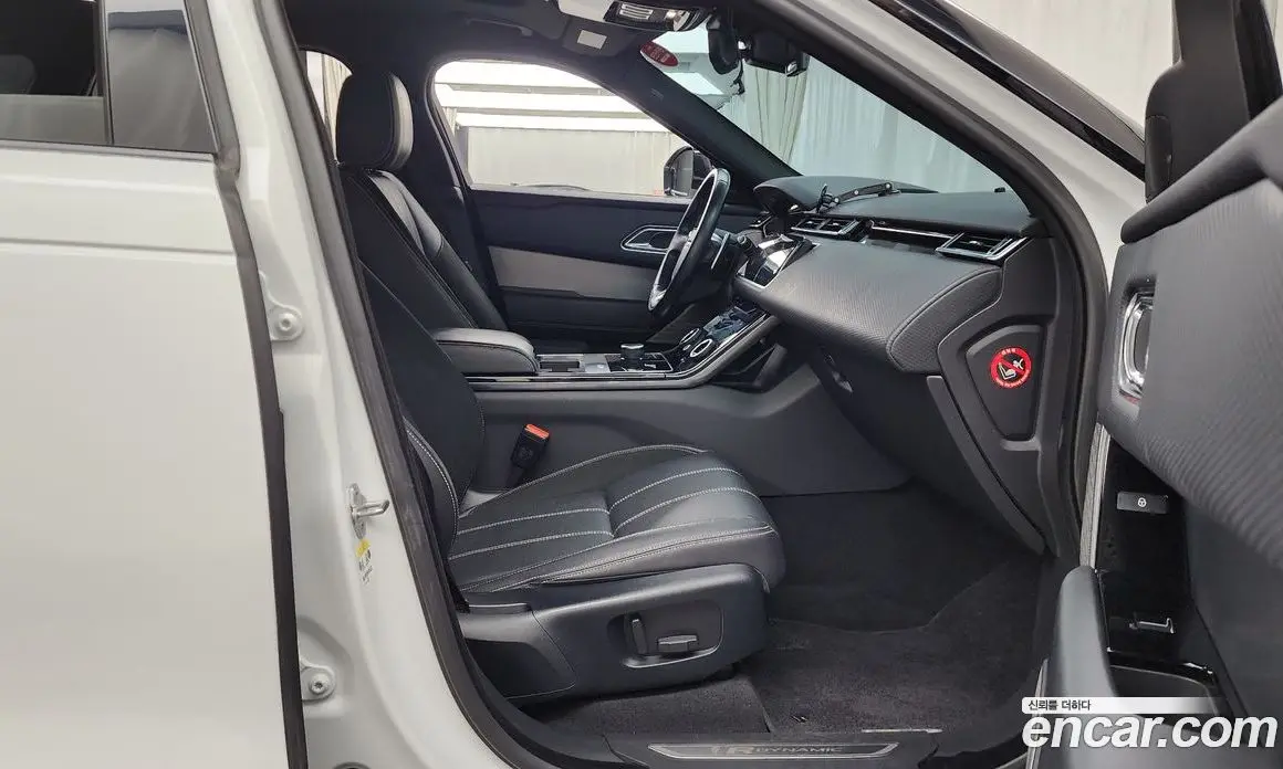 Land Rover Range Rover Velar 2018 3.0 автомат (гидро), фото 17