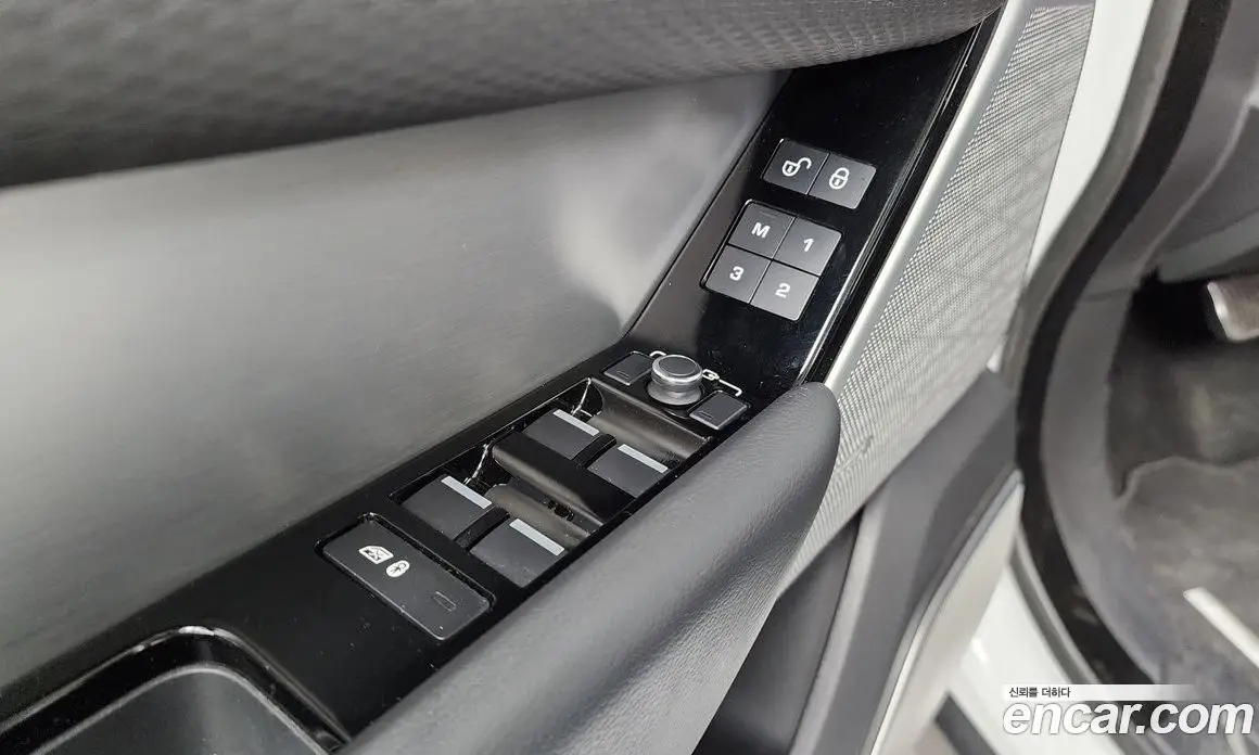 Land Rover Range Rover Velar 2018 3.0 автомат (гидро), фото 30