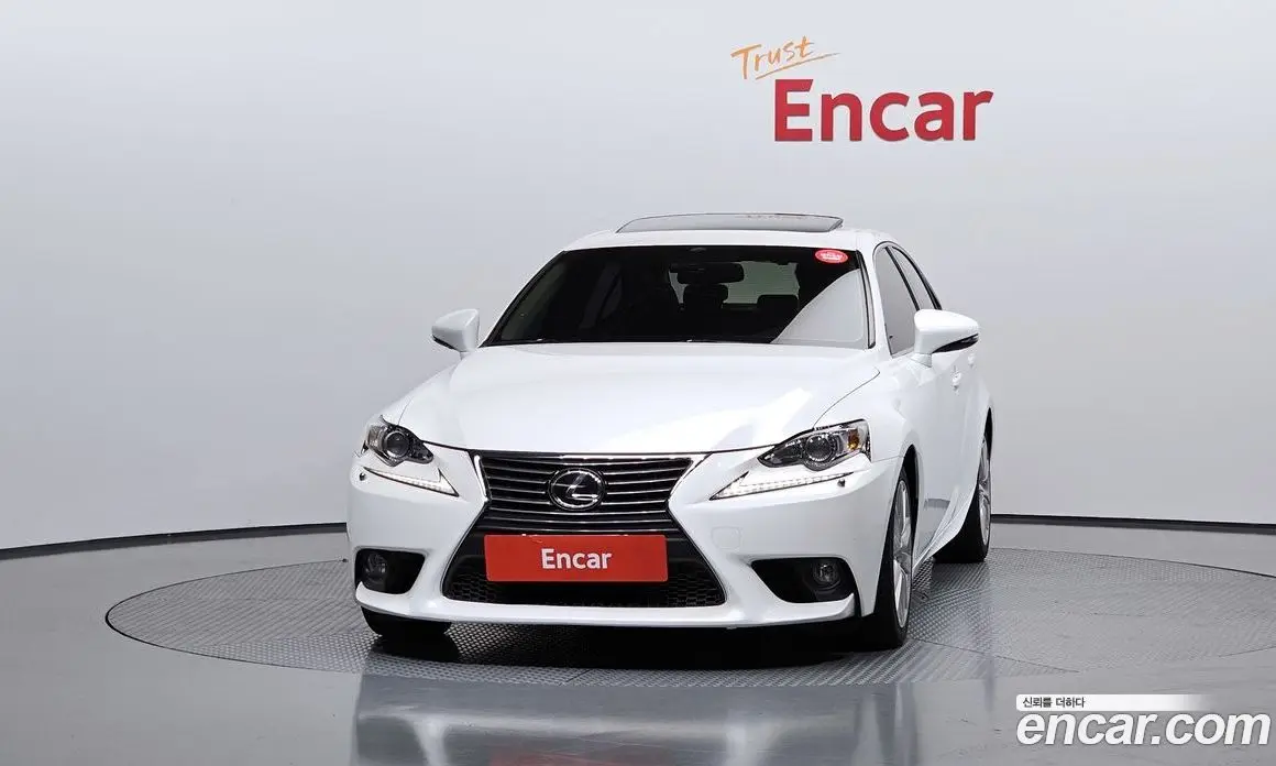 Lexus IS 2013 2.5 автомат (гидро), фото 3