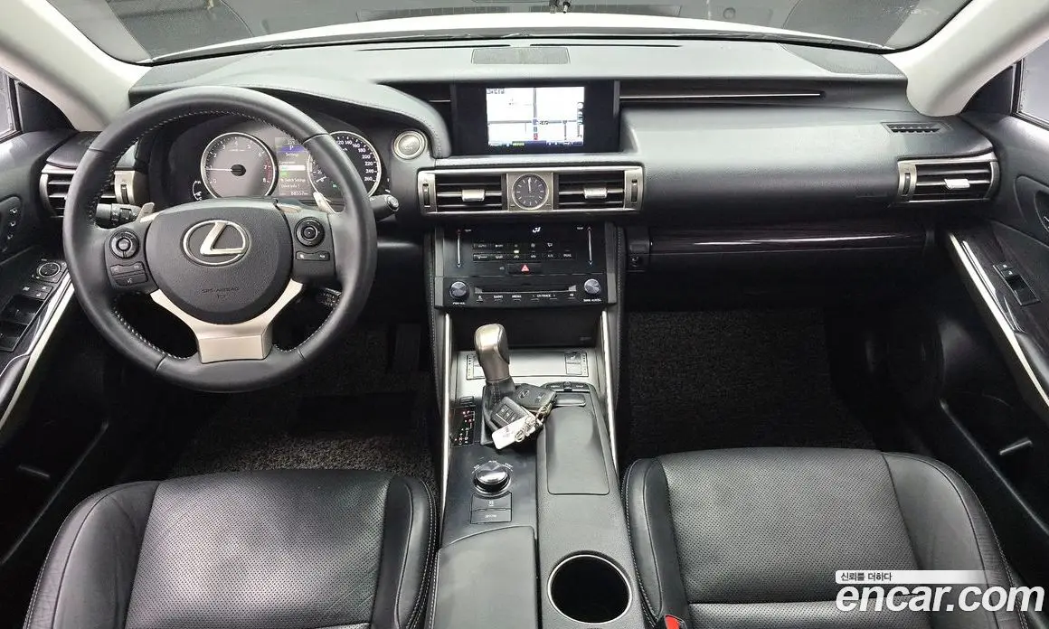 Lexus IS 2013 2.5 автомат (гидро), фото 7