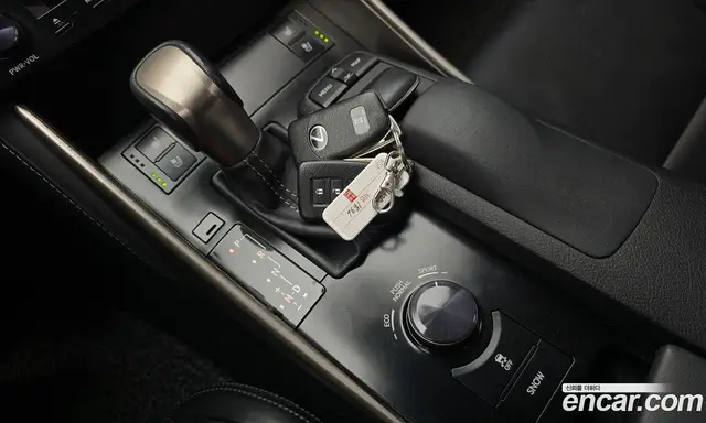 Lexus IS 2013 2.5 автомат (гидро), миниатюра 9