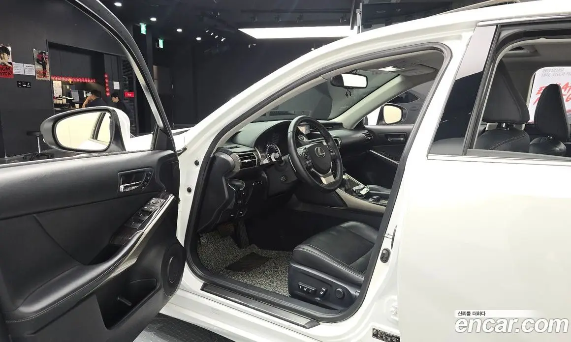 Lexus IS 2013 2.5 автомат (гидро), фото 10