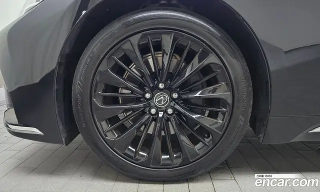 Lexus LS 2023 3.5 автомат (гидро), миниатюра 4