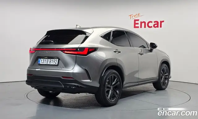 Lexus NX 2025 2.5 автомат (гидро), миниатюра 2