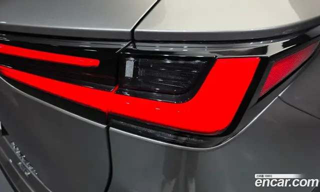 Lexus NX 2025 2.5 автомат (гидро), миниатюра 9