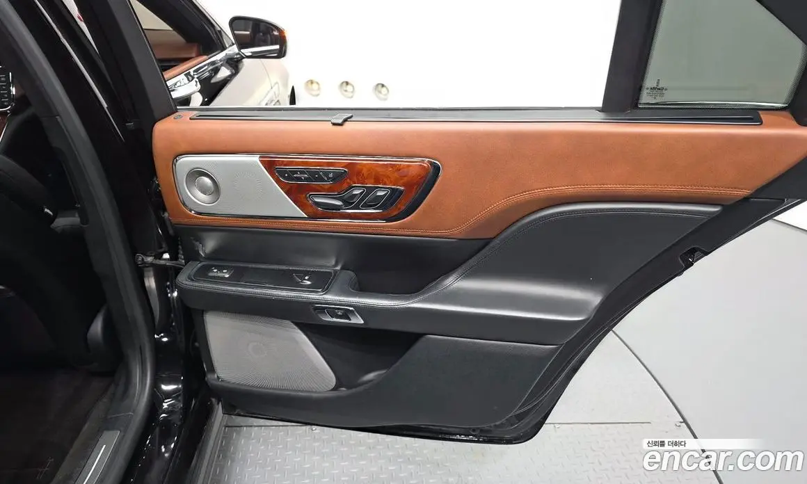 Lincoln Continental 2019 3.0 автомат (гидро), фото 15