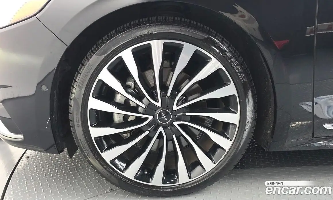 Lincoln Continental 2019 3.0 автомат (гидро), фото 5