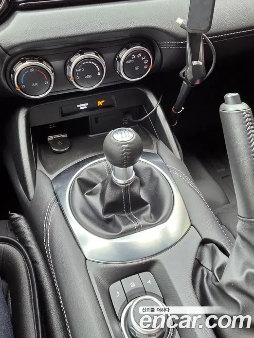 Mazda MX-5 2025 2.0 механика, фото 9