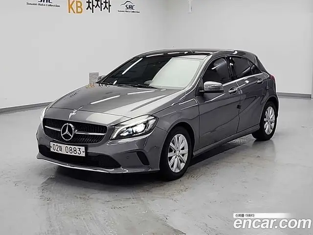 Mercedes-Benz A-Class 2016 1.6 автомат (гидро), миниатюра 1