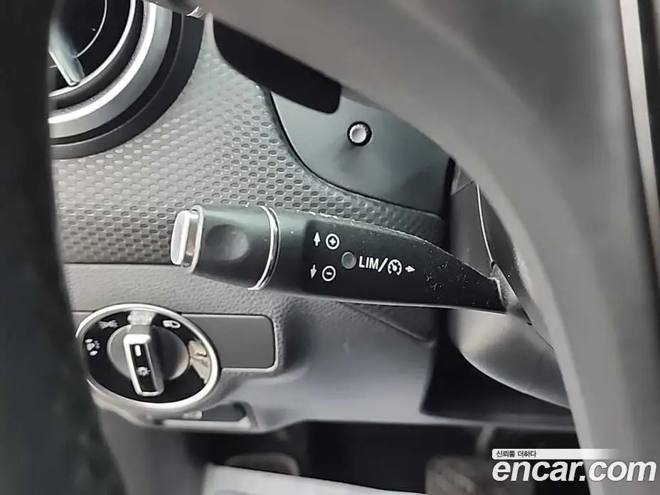 Mercedes-Benz A-Class 2016 1.6 автомат (гидро), фото 16