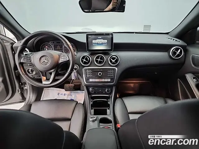 Mercedes-Benz A-Class 2016 1.6 автомат (гидро), миниатюра 7