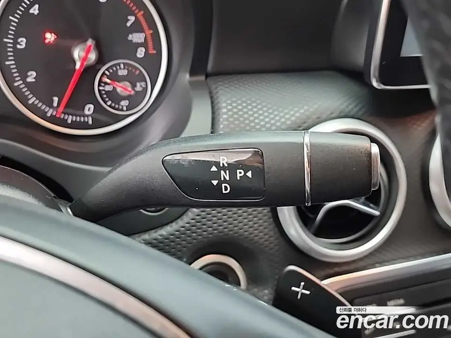 Mercedes-Benz A-Class 2016 1.6 автомат (гидро), фото 8
