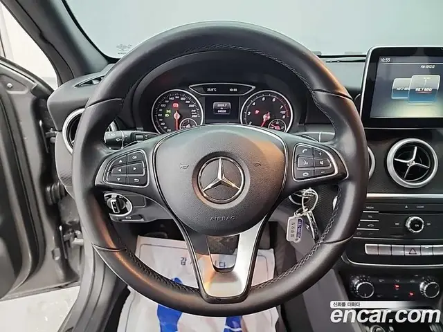 Mercedes-Benz A-Class 2016 1.6 автомат (гидро), миниатюра 9