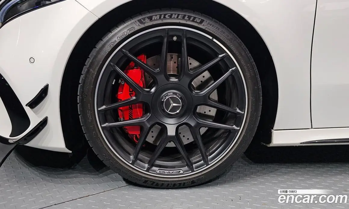 Mercedes-Benz A-Class 2025 2.0 автомат (гидро), фото 5