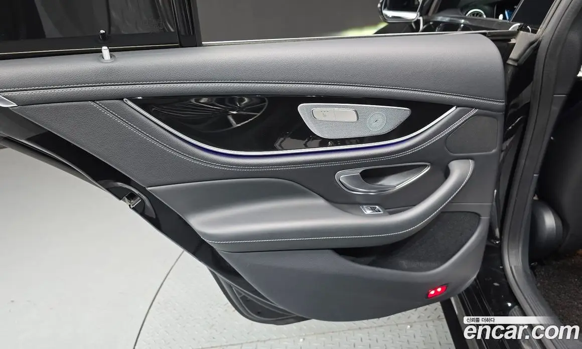 Mercedes-Benz AMG GT 2021 3.0 автомат (гидро), фото 15